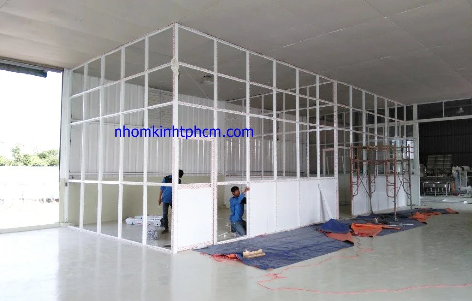 vách ngăn nhôm kính cho phòng ngủ Vách ngăn nhôm kính giá rẻ 700.000/m2