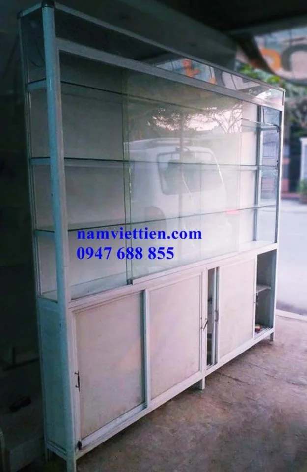 Tủ trưng bày mỹ phẩm