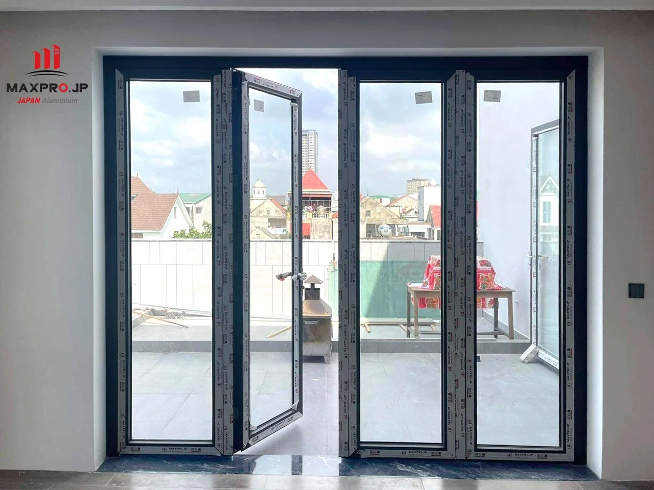 Làm cửa nhôm maxpro jp nhật bản Làm cửa nhôm maxpro jp nhật bản