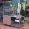 Cửa hàng xe bán phở bằng kính nhôm inox